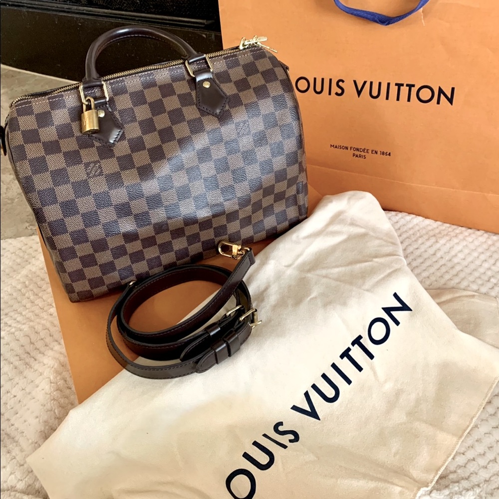 Louis Vuitton Bandouliere 30 Handbag 👜